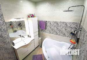 Дом 137м&sup2;, 3-этажный, участок 2 сот.  