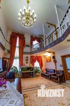 Дом 475м&sup2;, 3-этажный, участок 6 сот.  