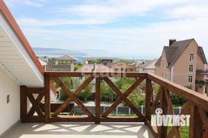 Дом 562м&sup2;, 3-этажный, участок 2 сот.  