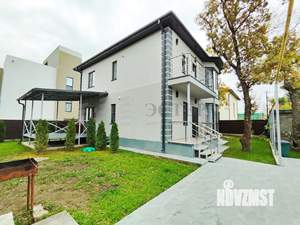 Дом 264м², 2-этажный, участок 8 сот.  