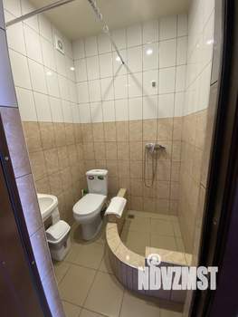 Дом 405м&sup2;, 3-этажный, участок 5 сот.  