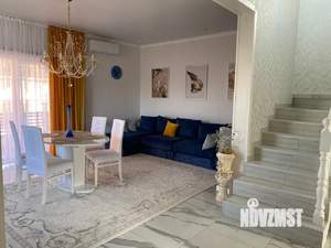Коттедж 140м², 2-этажный, участок 5 сот.  