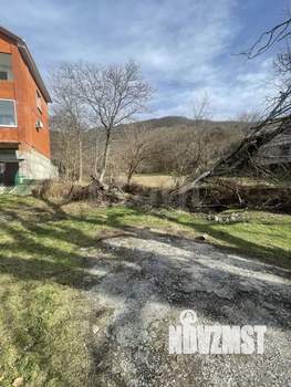 Дом 250м&sup2;, 3-этажный, участок 7 сот.  