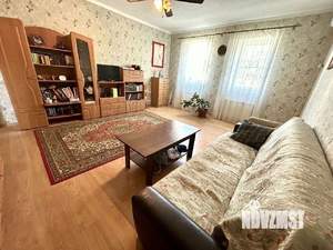 Дом 180м&sup2;, 2-этажный, участок 4 сот.  