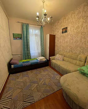 Дом 240м², 3-этажный, участок 4 сот.  