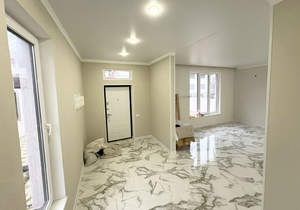 Дом 171м&sup2;, 3-этажный, участок 2 сот.  