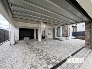 Дом 252м&sup2;, 3-этажный, участок 7 сот.  