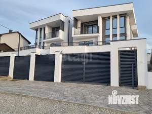 Дом 289м&sup2;, 3-этажный, участок 3 сот.  