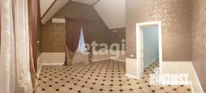 Дом 400м&sup2;, 2-этажный, участок 5 сот.  