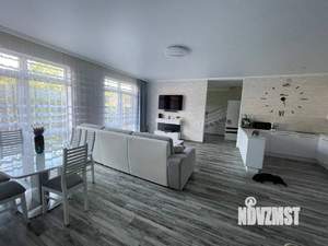 Дом 139м&sup2;, 2-этажный, участок 3 сот.  