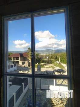 Дом 224м&sup2;, 3-этажный, участок 4 сот.  