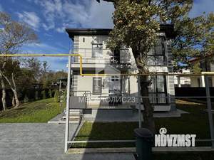 Дом 270м², 2-этажный, участок 8 сот.  