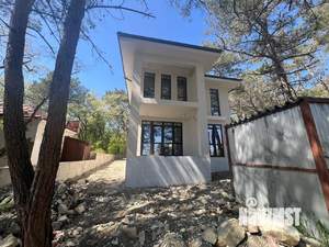 Дом 195м&sup2;, 2-этажный, участок 8 сот.  