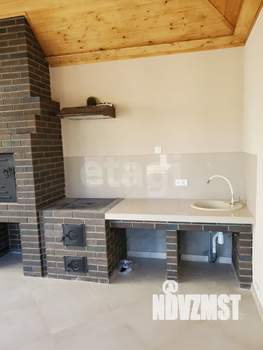 Дом 181м&sup2;, 2-этажный, участок 4 сот.  