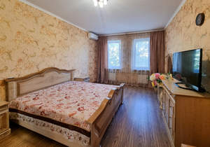 Дом 352м², 3-этажный, участок 4 сот.  
