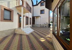 Дом 663м², 3-этажный, участок 7 сот.  