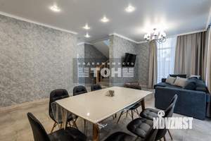 Коттедж 236м&sup2;, 2-этажный, участок 4 сот.  