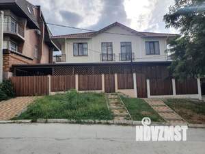 Таунхаус 120м², 2-этажный, участок 2 сот.  