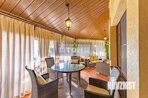 Коттедж 400м&sup2;, 2-этажный, участок 5 сот.  