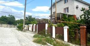 Дом 284м², 3-этажный, участок 4 сот.  