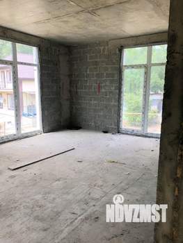 Дом 263м&sup2;, 2-этажный, участок 4 сот.  