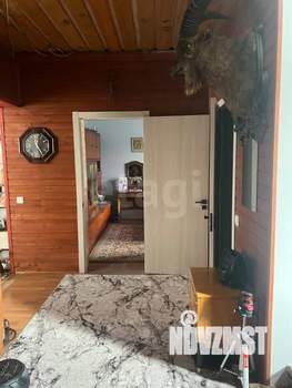 Дом 160м&sup2;, 3-этажный, участок 9 сот.  