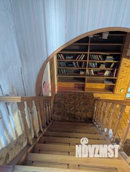 Дом 323м&sup2;, 2-этажный, участок 6 сот.  