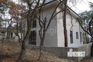 Дом 195м², 2-этажный, участок 6 сот.  