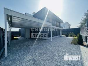 Коттедж 260м², 2-этажный, участок 6 сот.  