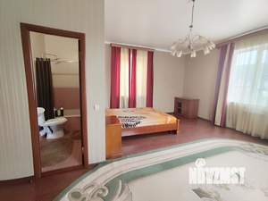 Коттедж 300м², 2-этажный, участок 4 сот.  
