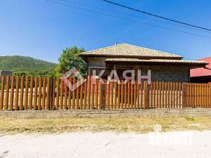 Дом 300м², 3-этажный, участок 9 сот.  