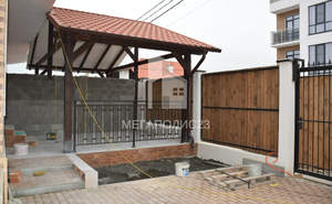 Дом 170м&sup2;, 3-этажный, участок 2 сот.  