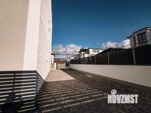 Дом 322м&sup2;, 3-этажный, участок 4 сот.  