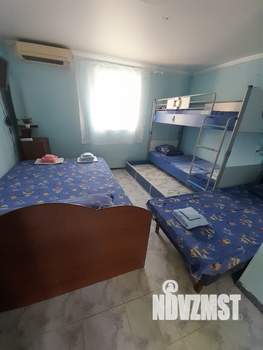 Коттедж 226м², 2-этажный, участок 6 сот.  