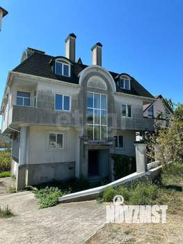 Дом 635м&sup2;, 2-этажный, участок 7 сот.  