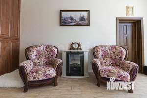 Дом 287м&sup2;, 3-этажный, участок 4 сот.  