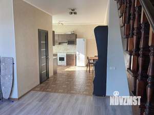 Дом 360м&sup2;, 3-этажный, участок 2 сот.  