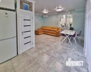 Дом 140м², 3-этажный, участок 3 сот.  