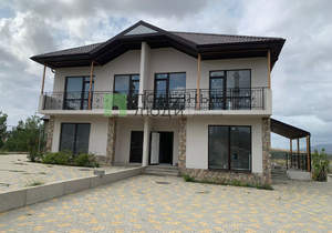 Дом 335м&sup2;, 2-этажный, участок 6 сот.  