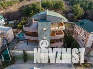 Коттедж 893м&sup2;, 4-этажный, участок 10 сот.  