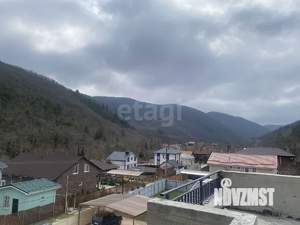 Дом 280м&sup2;, 3-этажный, участок 6 сот.  