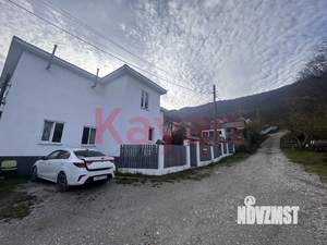 Дом 179м², 2-этажный, участок 4 сот.  