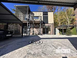 Дом 137м&sup2;, 2-этажный, участок 6 сот.  