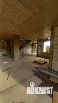 Дом 227м&sup2;, 3-этажный, участок 6 сот.  