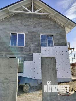 Дом 220м&sup2;, 2-этажный, участок 4 сот.  