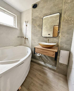 Дом 140м&sup2;, 2-этажный, участок 5 сот.  