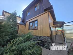 Дом 240м&sup2;, 3-этажный, участок 7 сот.  