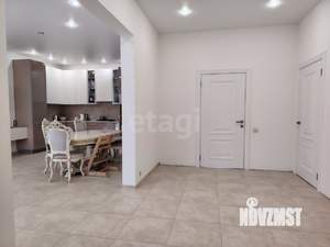 Дом 130м&sup2;, 1-этажный, участок 6 сот.  