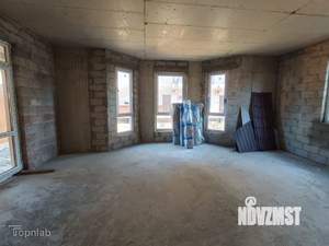 Дом 236м&sup2;, 3-этажный, участок 3 сот.  