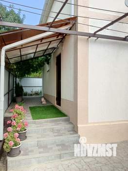 Дом 120м&sup2;, 2-этажный, участок 4 сот.  